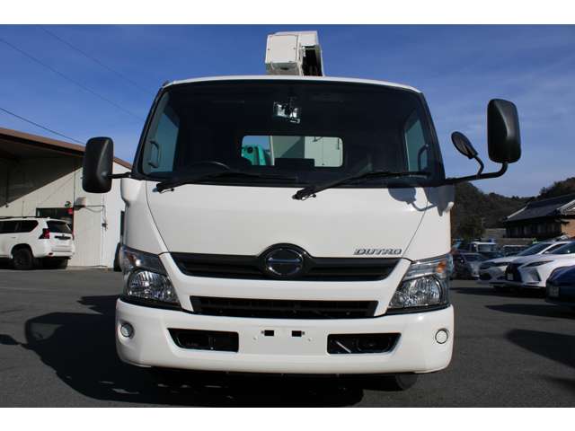 Hino Dutro 2