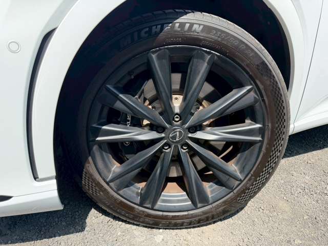 Lexus RX 11