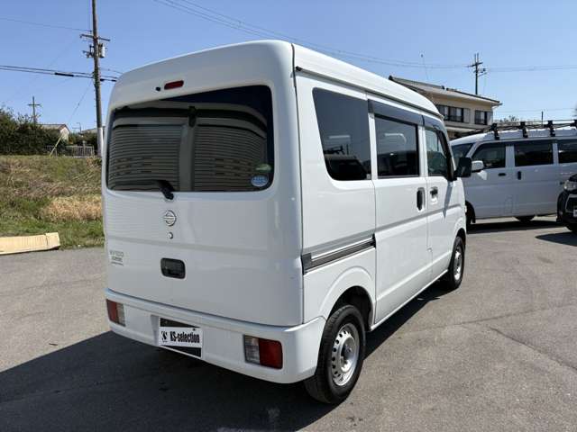 Nissan NV100 Clipper 12