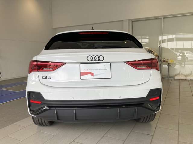 Audi Q3 Sportback 4
