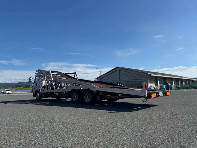Mitsubishi Fuso Fighter 4