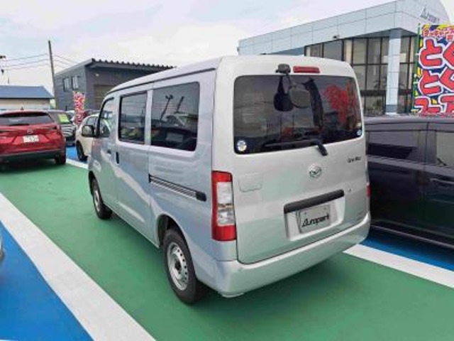 Daihatsu グランマックスカーゴ 2