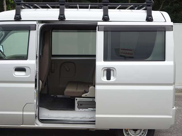 Nissan NV100 Clipper 7