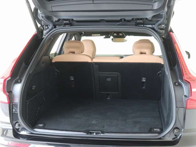 Volvo XC60 11