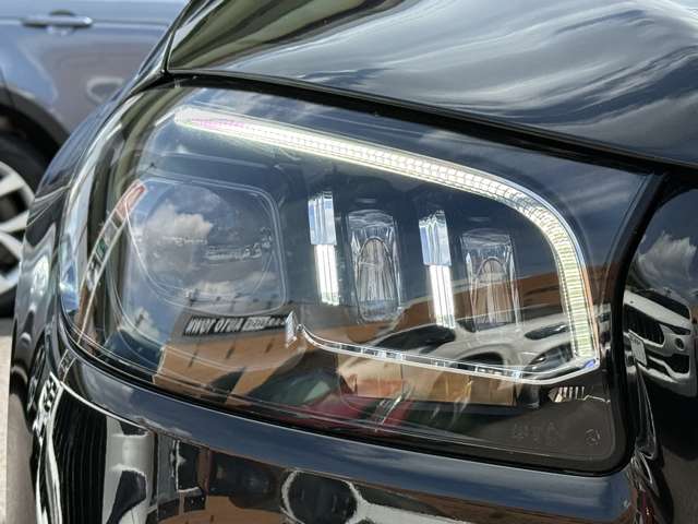 Mercedes-Benz GLS 10