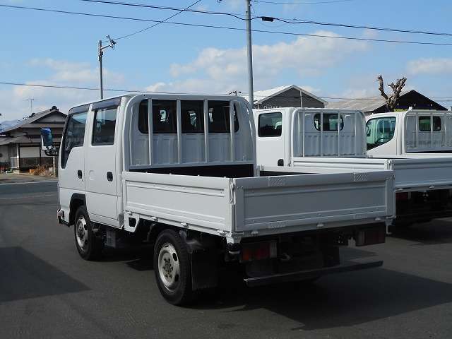 Isuzu Elf 9