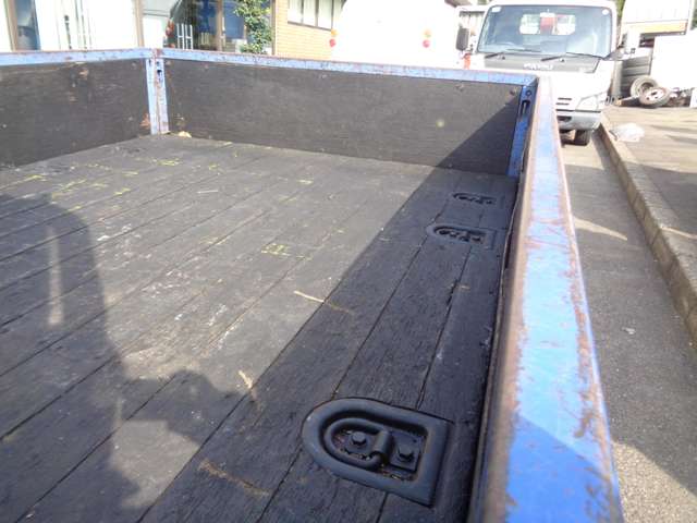 Mitsubishi Fuso Canter 12