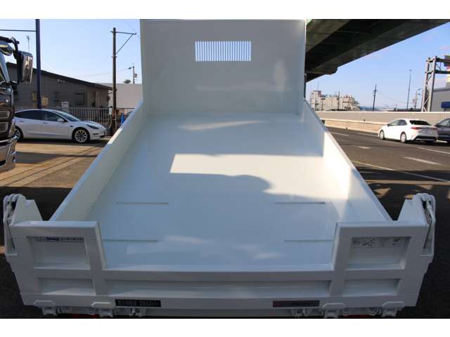 Mitsubishi Fuso Fighter 12
