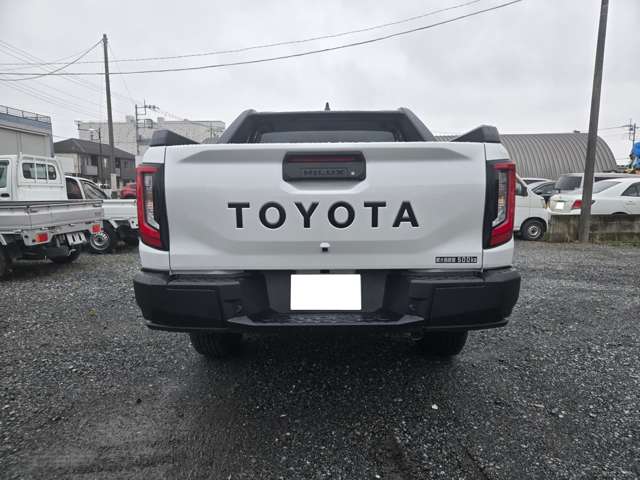 Toyota Hilux 7