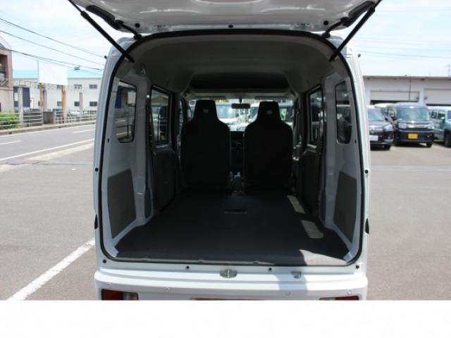Mitsubishi Minicab Van 5