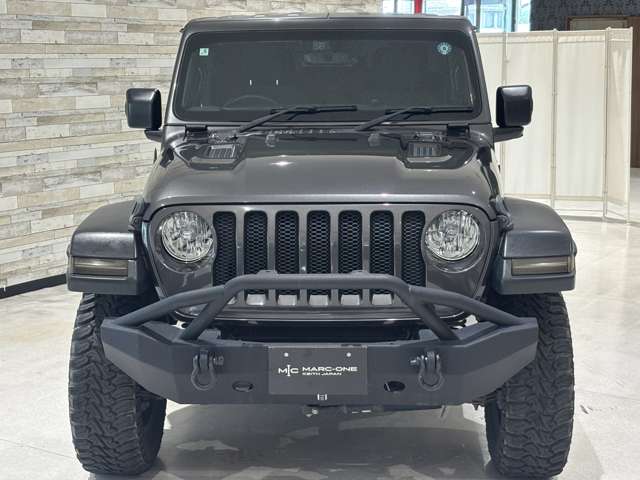 Jeep Wrangler 5