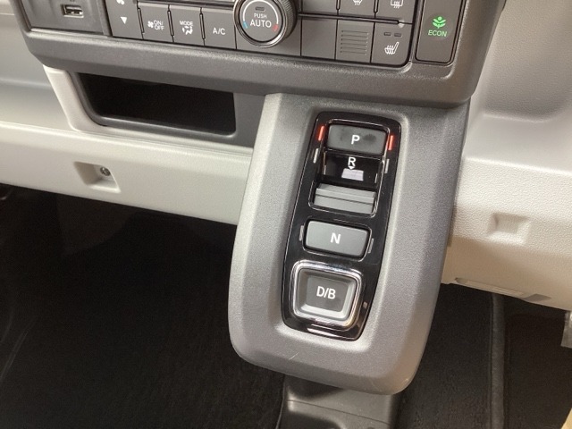 Honda N-VAN e: 12