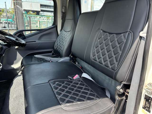 Mitsubishi Fuso Canter 11