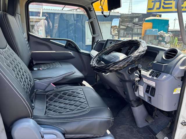 Mitsubishi Fuso Canter 12