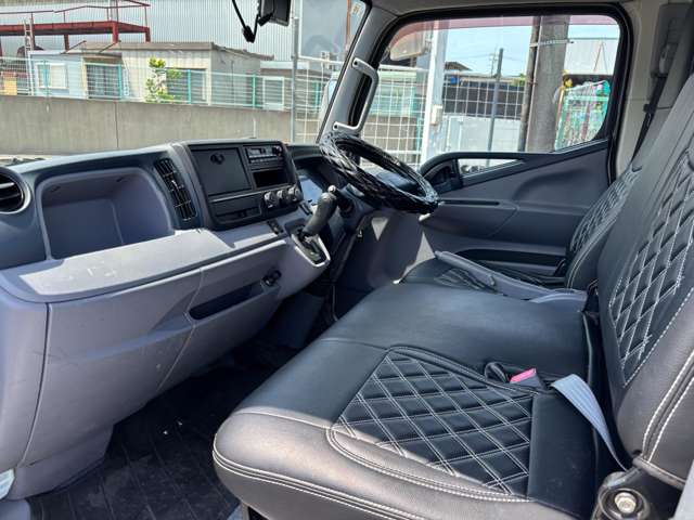 Mitsubishi Fuso Canter 10