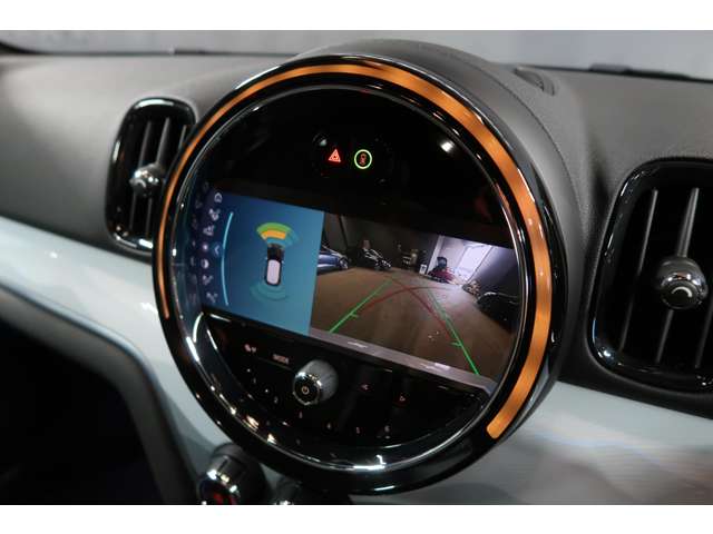 MINI Crossover 5