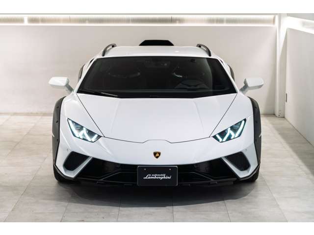 Lamborghini ウラカンステラート 3