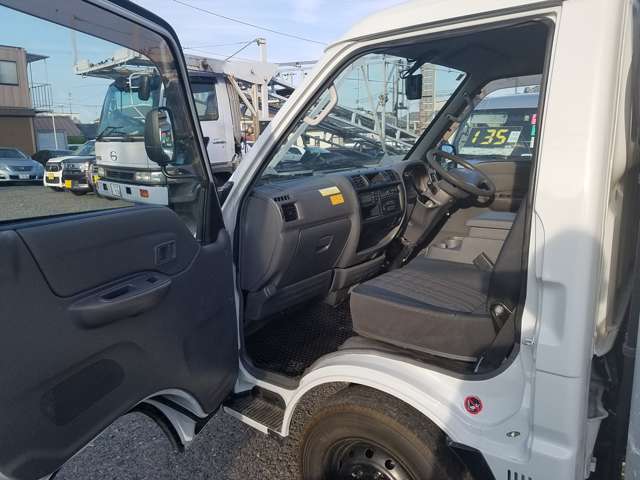 Mazda Bongo Truck 12