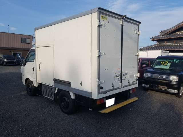 Mazda Bongo Truck 5