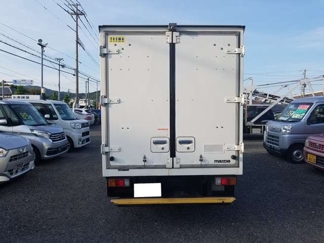 Mazda Bongo Truck 6