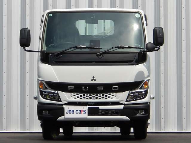 Mitsubishi Fuso Canter 2