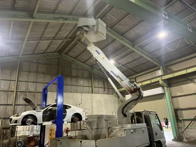 Isuzu Elf 5