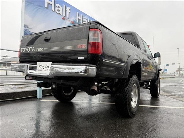 Toyota T100 8