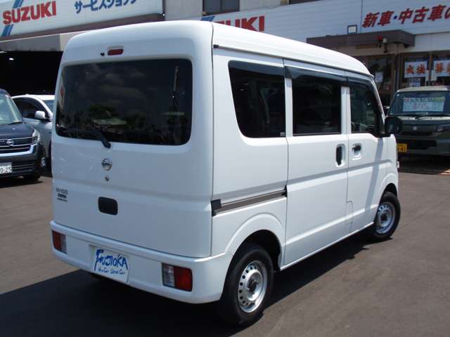 Nissan NV100 Clipper 4