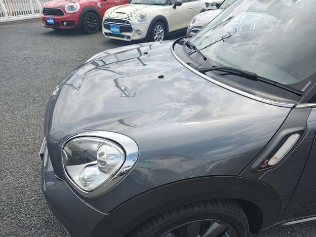 MINI Crossover 11