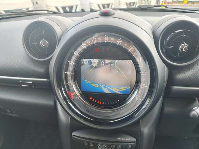 MINI Crossover 4