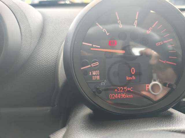MINI Crossover 6