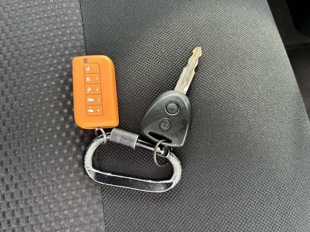 Daihatsu ハイゼットキャディー 11