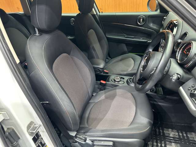 MINI Crossover 6