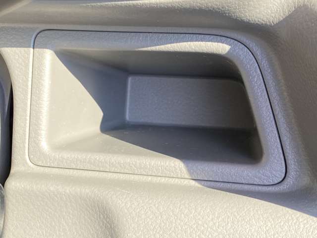 Nissan NV100 Clipper 8