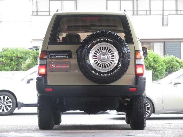 Toyota Land Cruiser Prado 4