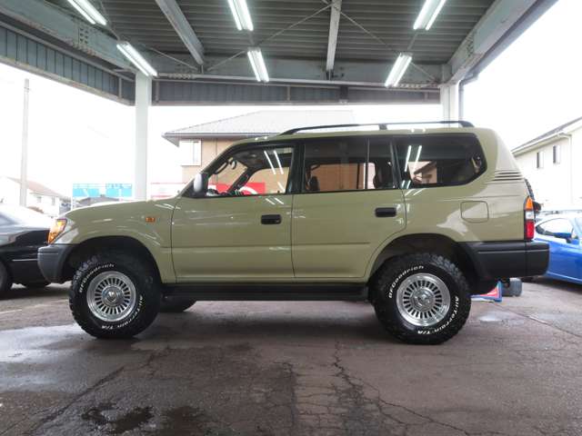 Toyota Land Cruiser Prado 7