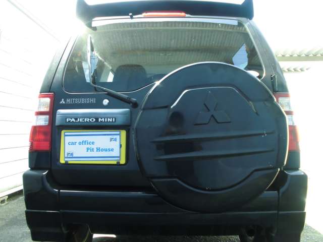 Mitsubishi Pajero Mini 7