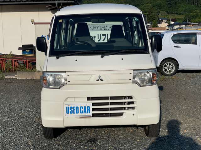 Mitsubishi Minicab Van 3