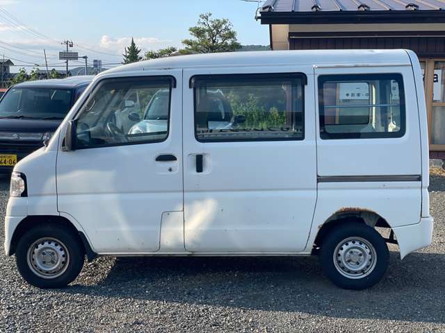 Mitsubishi Minicab Van 5