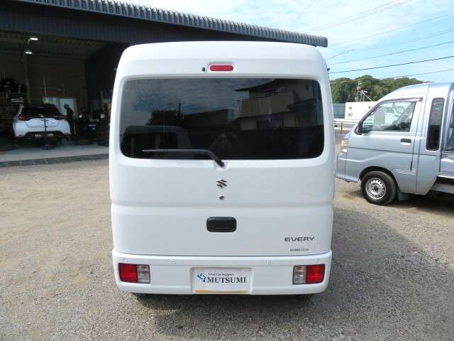 Suzuki Every 9
