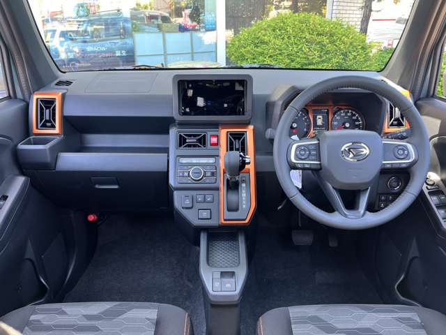 Daihatsu Taft 7