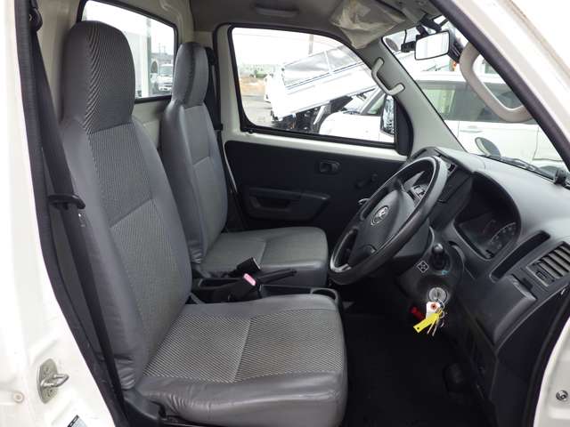 Toyota Light Ace Truck 10