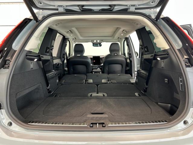 Volvo XC90 11