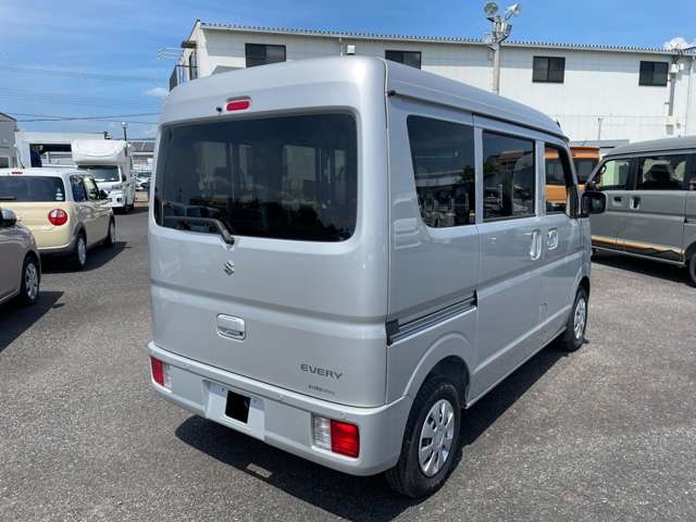 Suzuki Every 6