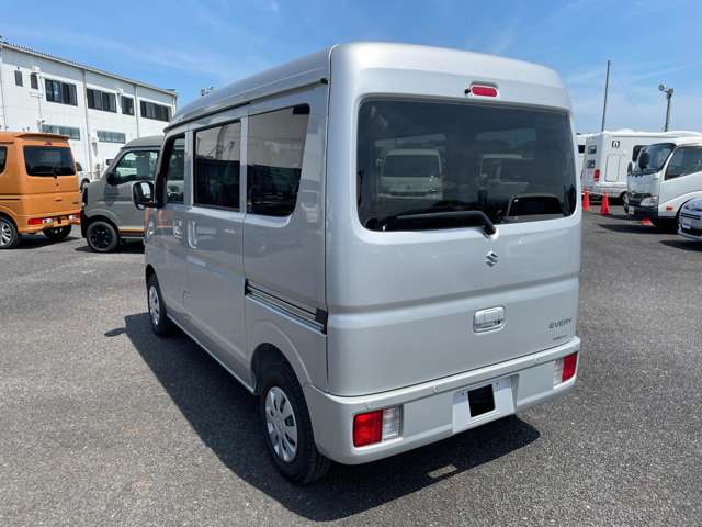 Suzuki Every 10