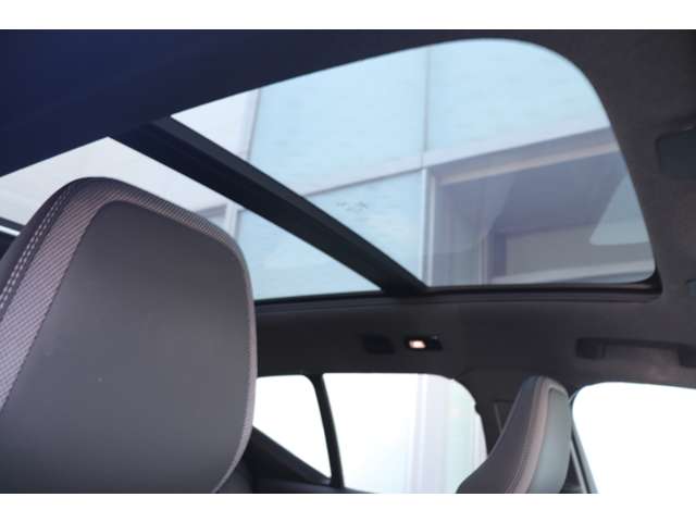 Volvo XC40リチャージ 2