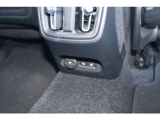 Volvo XC40リチャージ 7