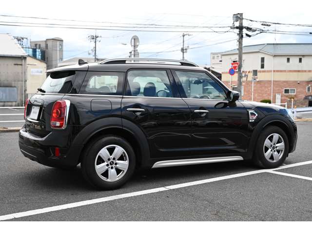 MINI Crossover 10