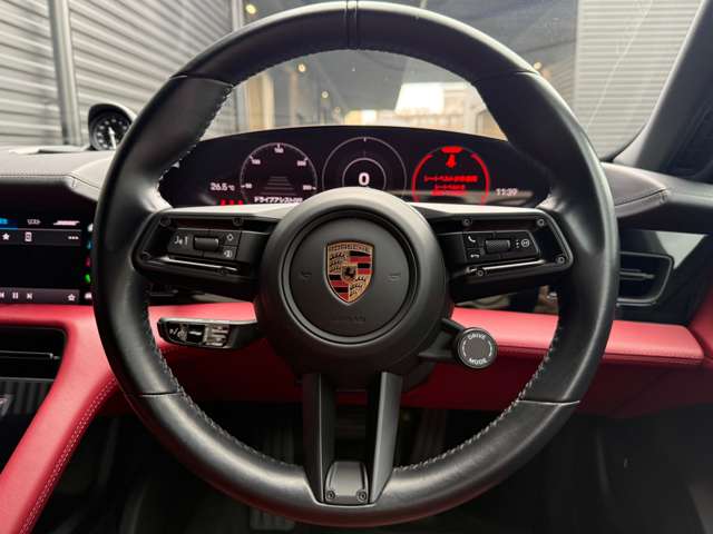 Porsche Taycan Cross Turismo 3