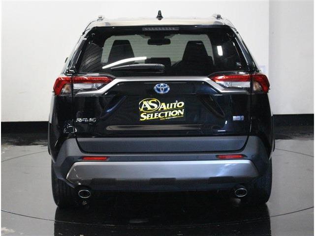 Toyota RAV4 6